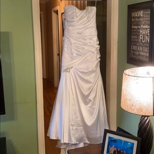 Satin wedding gown, small broach on hip